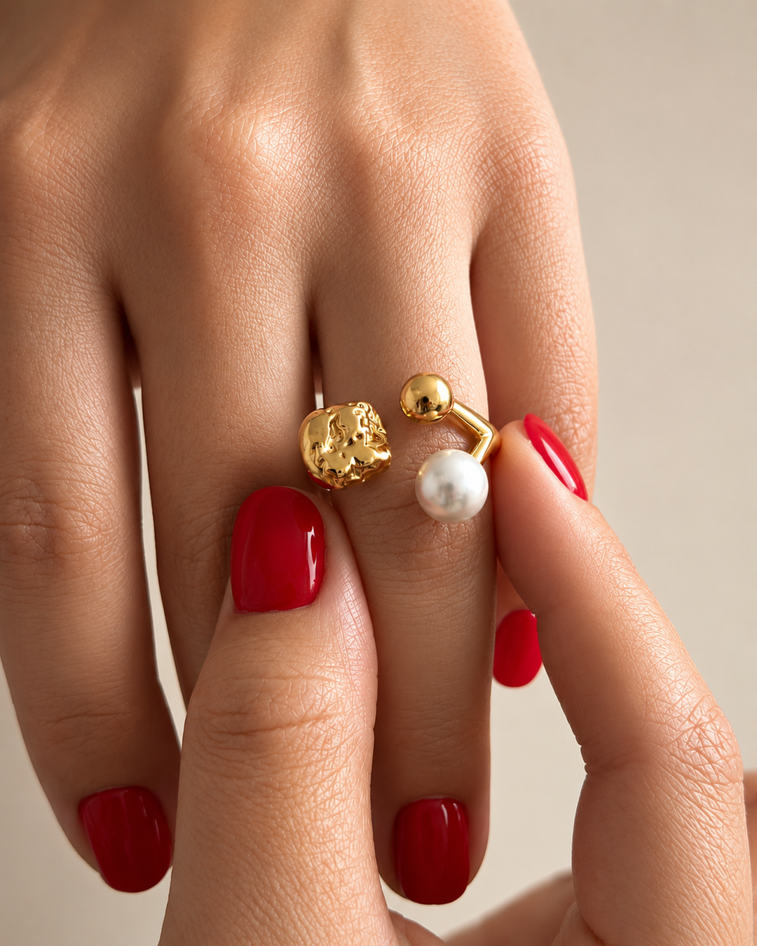 How to Choose Jewelry When You Work from Home