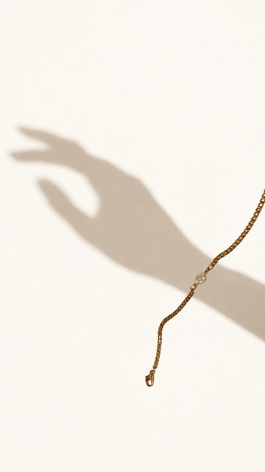 How to Choose Jewelry If You Almost Always Wear Black or Neutral Colored Clothes