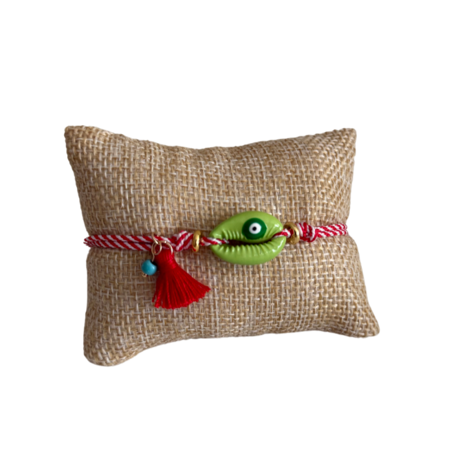 Green Eye Shell Bracelet