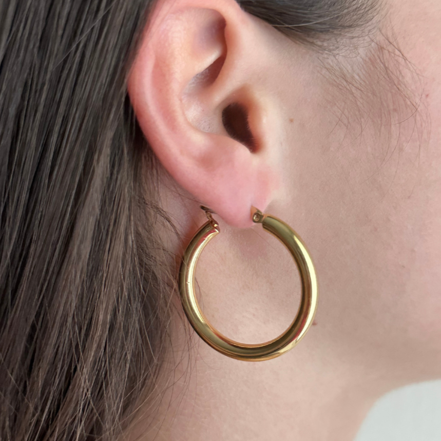 Camelia Gold Hoops