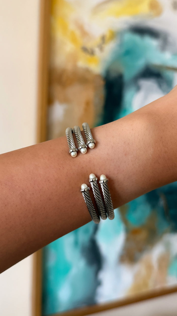 DY Pearl Bangle