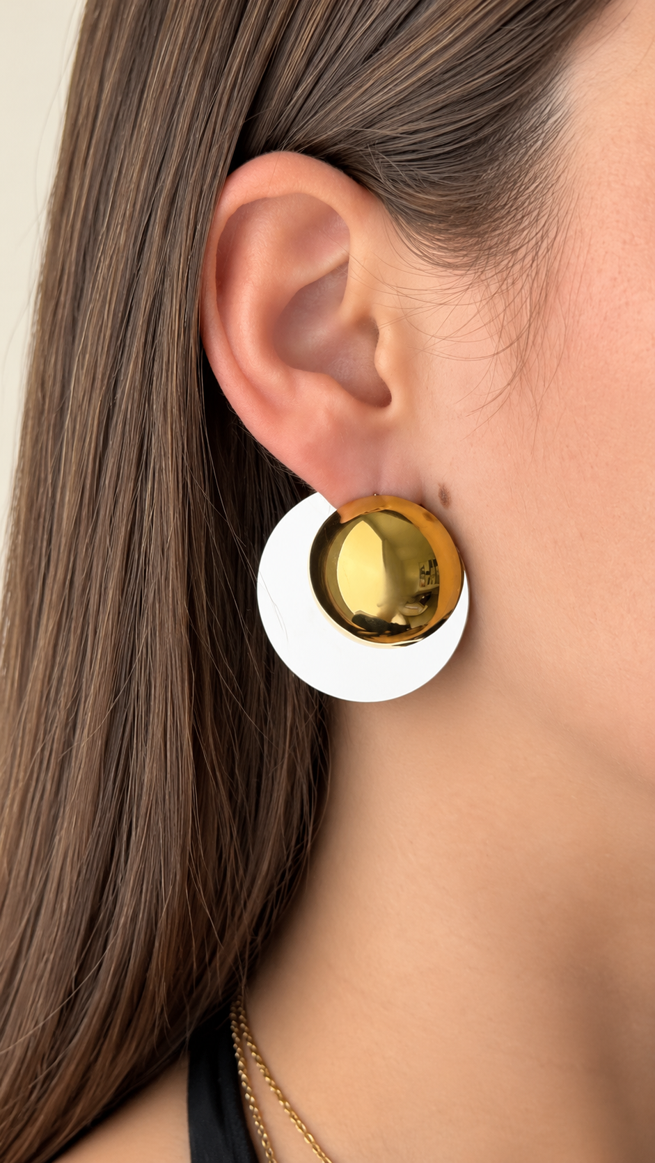 Fiora Two-tone Statements