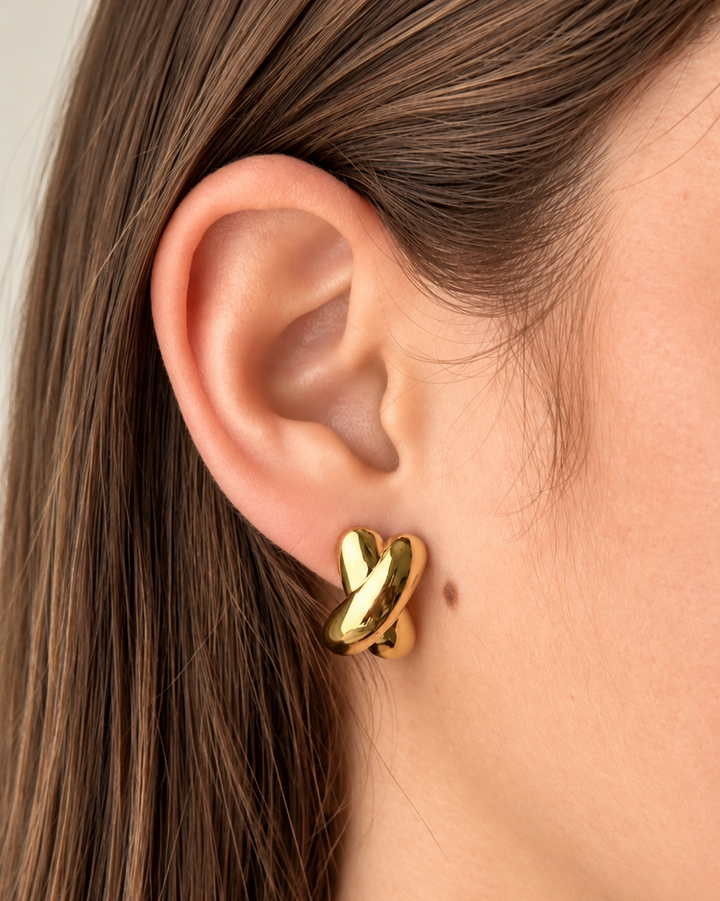 Juli Gold X Studs