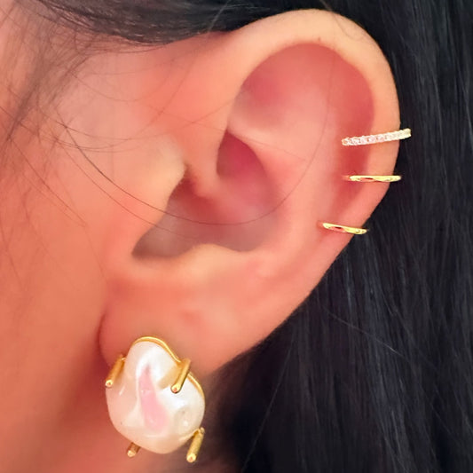 Lara Earrings Studs