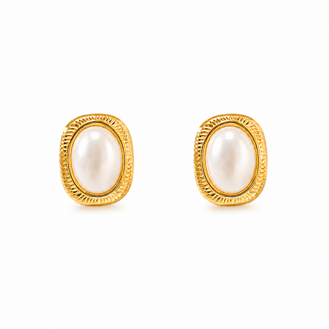 Emma Gold Oval Pearl Statements