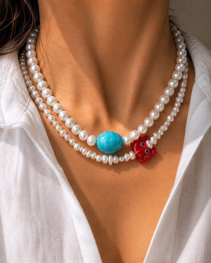 Collares de perlas de piedra azul