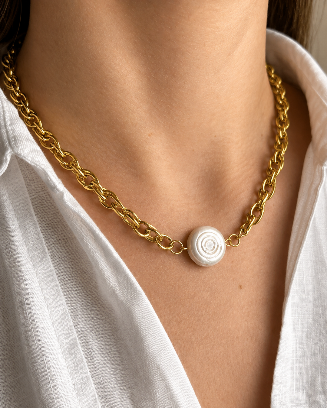 Aby Chunky Chain Pearl Necklace