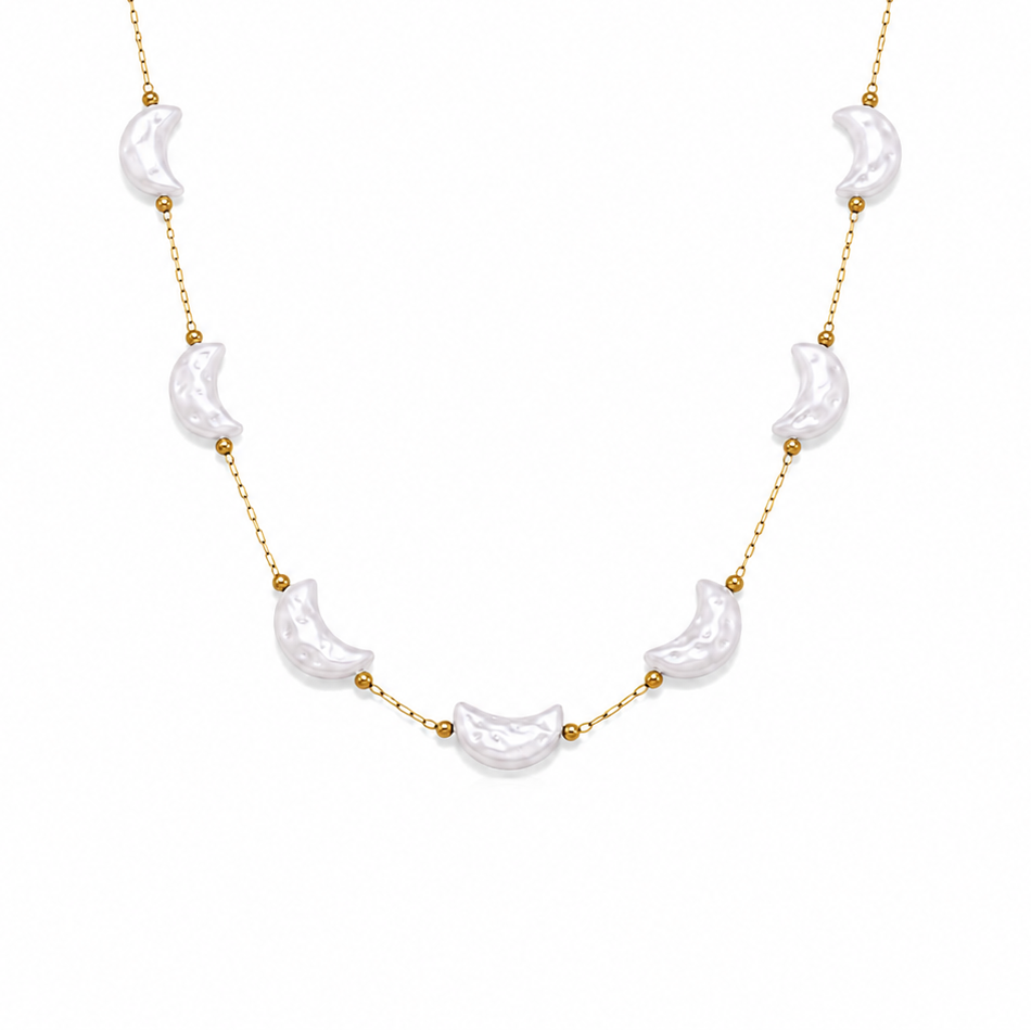 Hall Moon Pearl Necklace