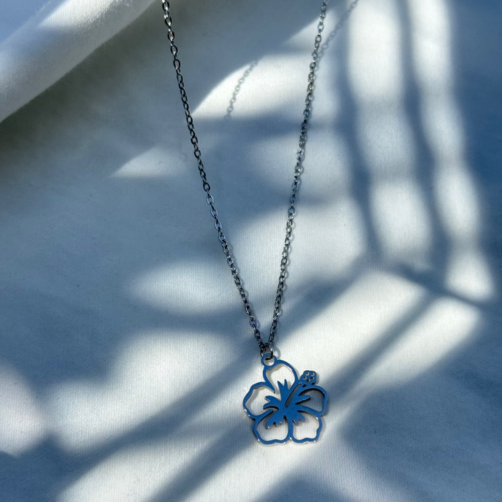 Amapola Silver Necklaces