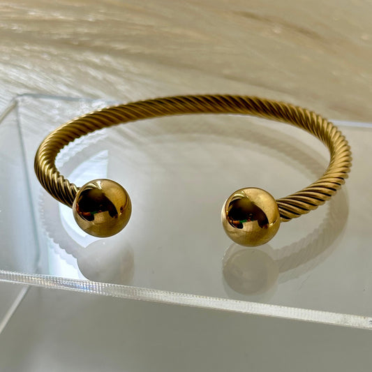 All Gold Bangle