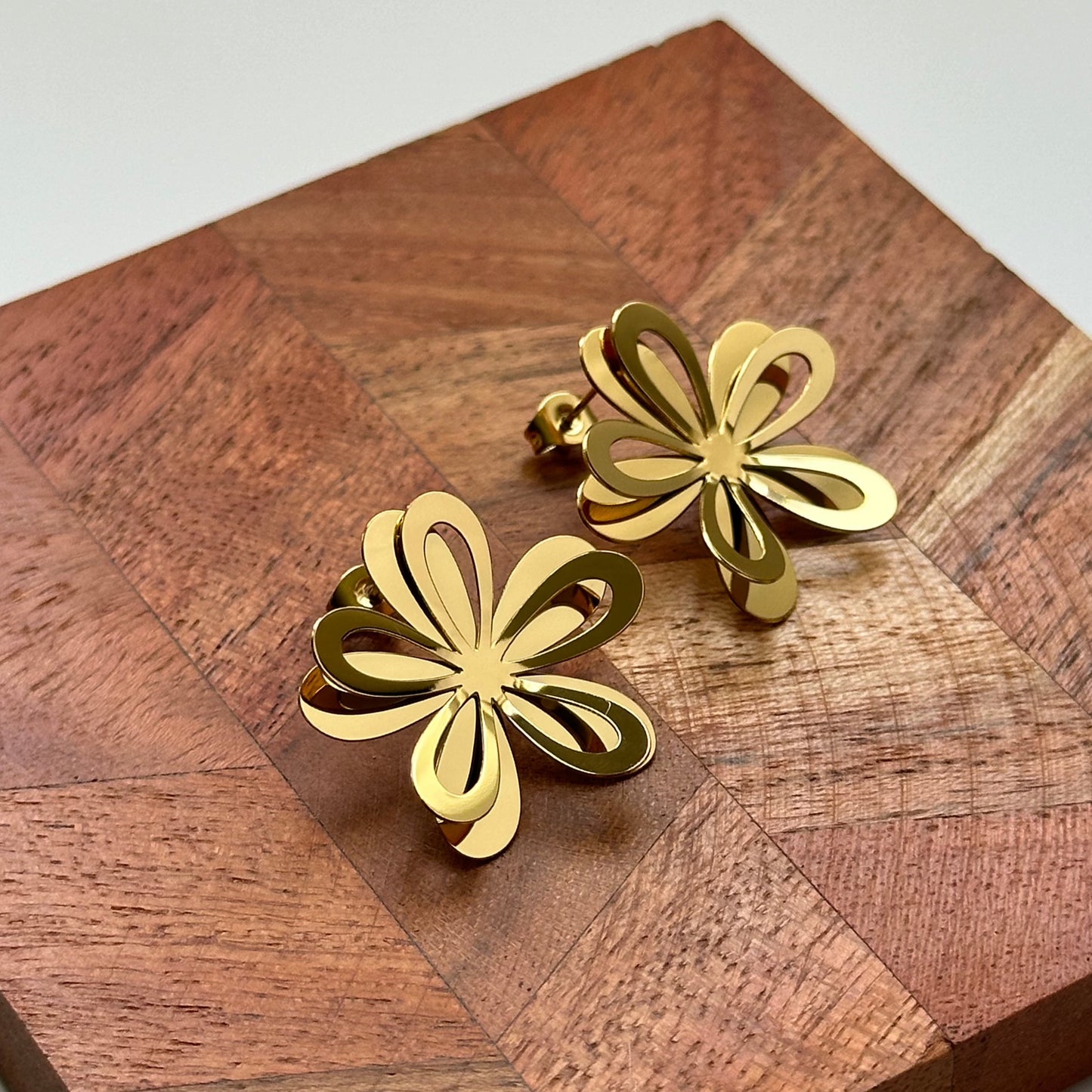 Daisy Petal Earrings