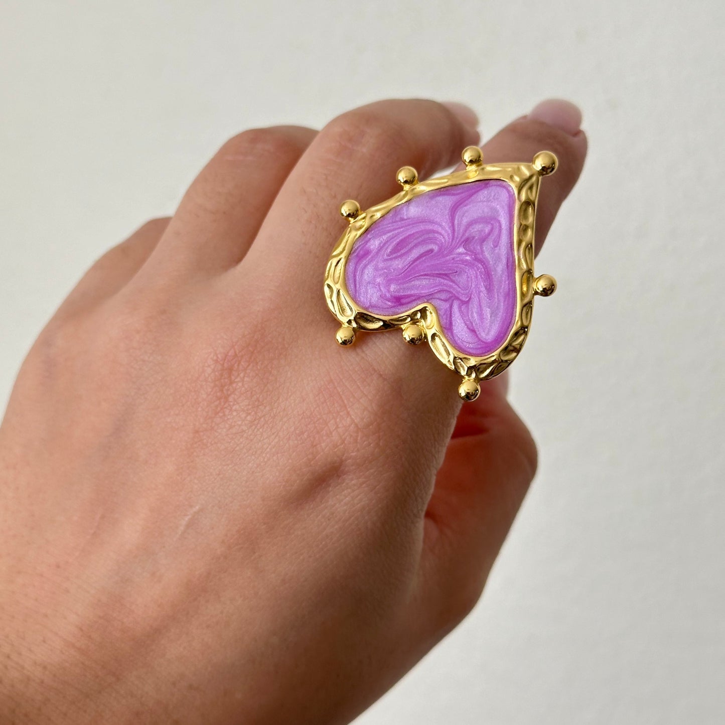 Lila Gold Heart Ring