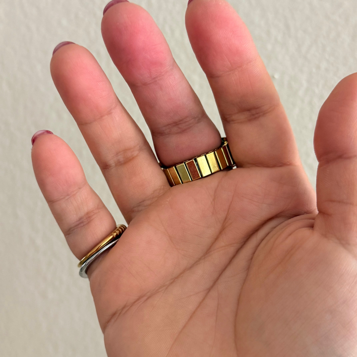 Le Clock Gold Ring