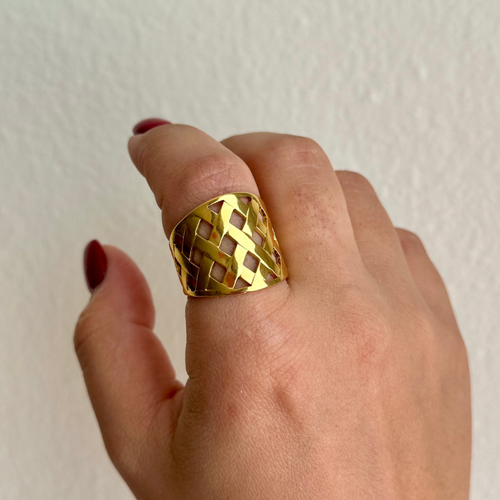 Her Gold Ring