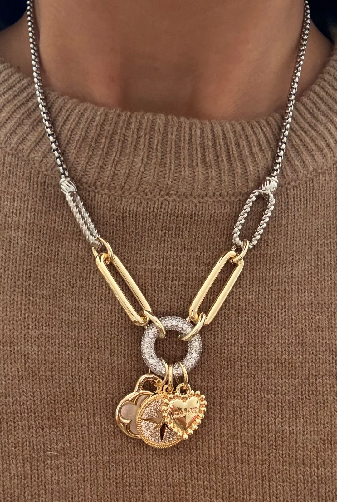 Collares de trébol Amelia