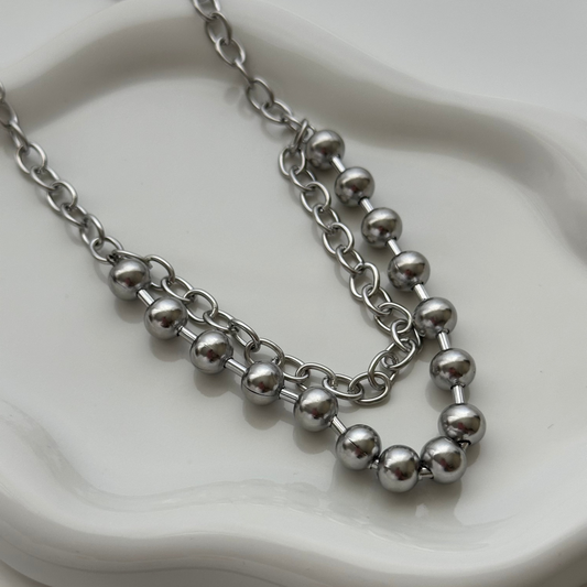 Viena Silver Necklaces