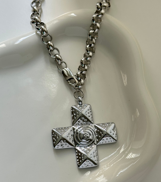 Chary Silver Cross Necklaces