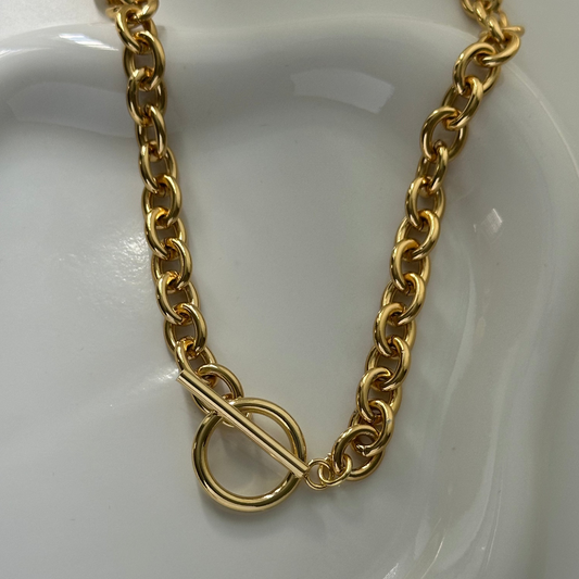 Pao Gold Necklaces