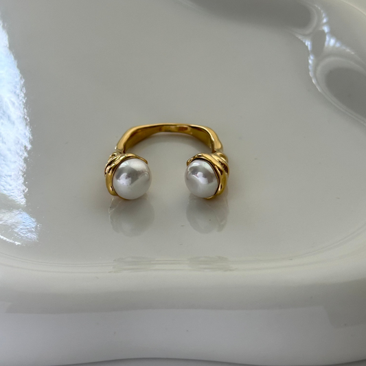 Double Pearl Ring