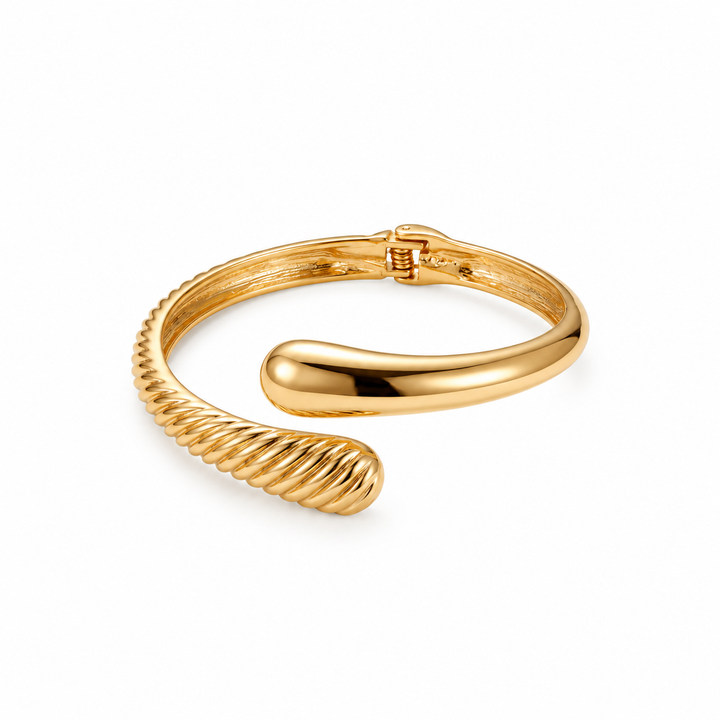 Alessia Gold Sculptural Bangle