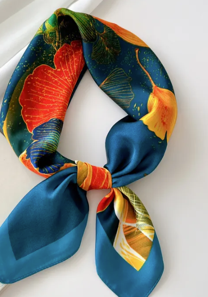 Querida's Fashion Scarf