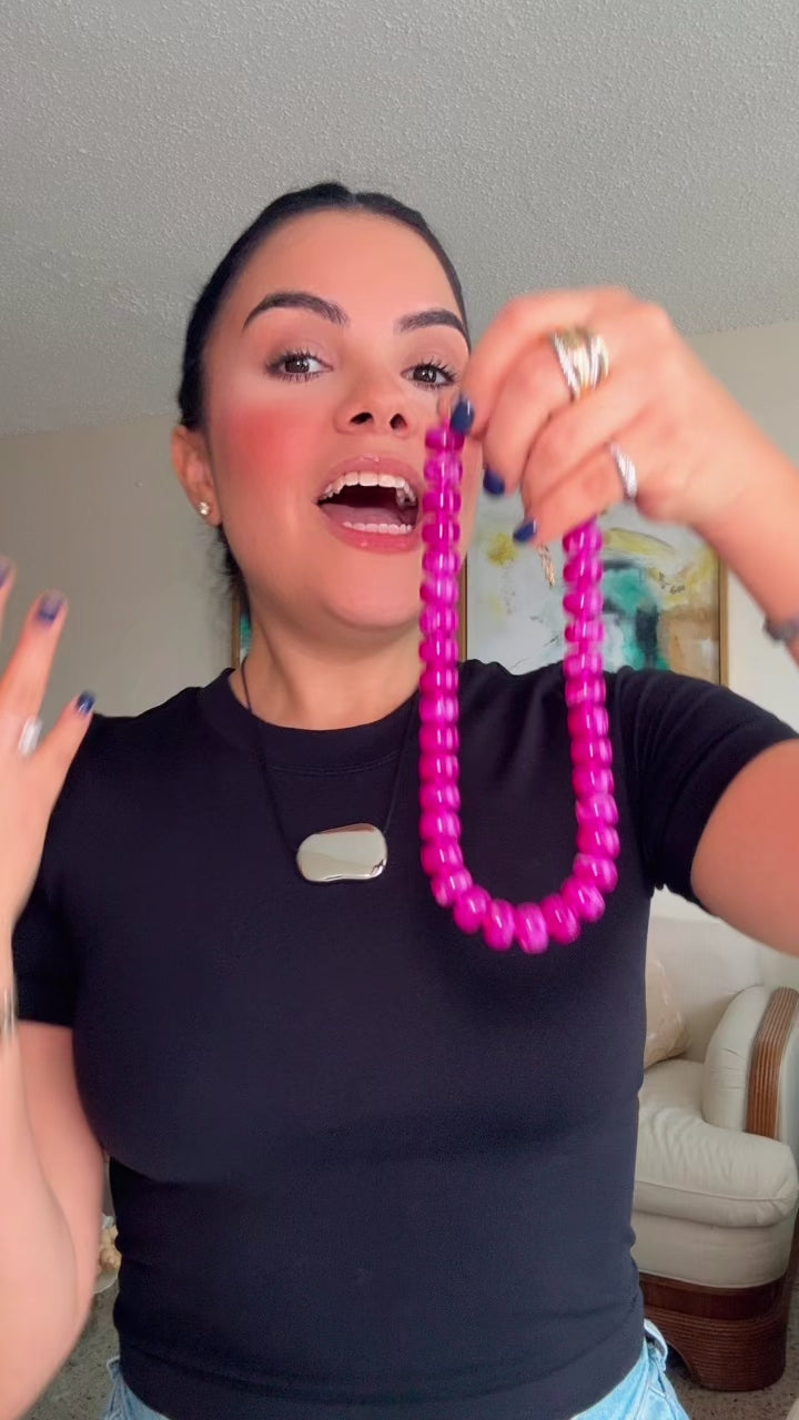 Olivia Fuchsia Beaded Necklace